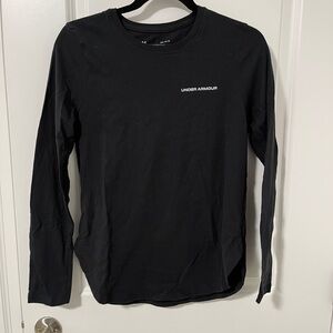 Under Armour women’s long sleeve top